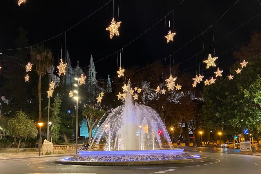 Festive fountain on Plaza de Reina, Palma de Mallorca