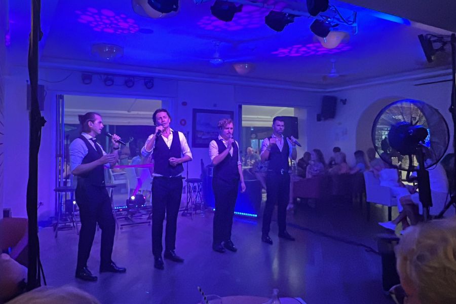 Il Quattro, Il Divo Tribute group, singing at the Hotel Cala Bona