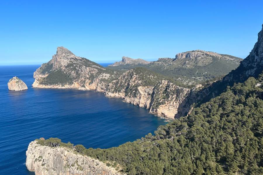How to get to Formentor