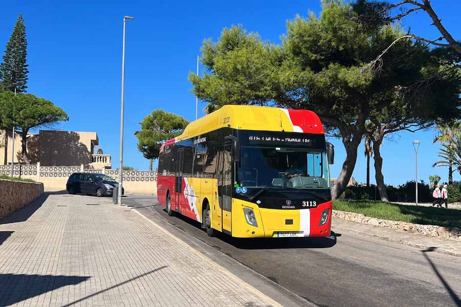 Taking the bus in Mallorca